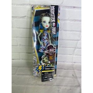Mattel Monster High Frankie Stein Doll Daughter Of Frankenstein 2017 New In Box